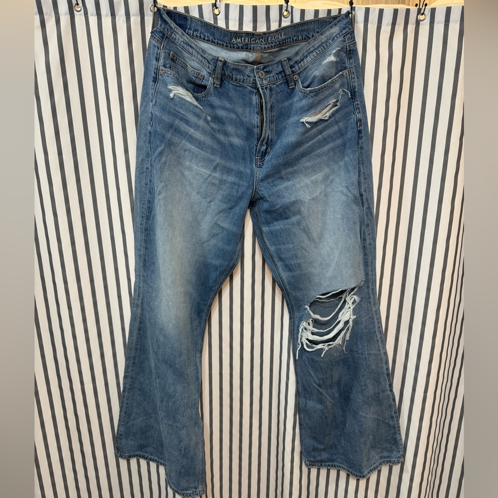 American Eagle Mom Jeans